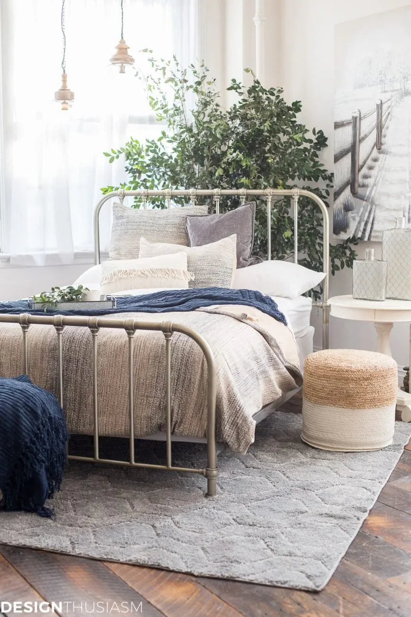 13843 farmhouse chic storage solutions