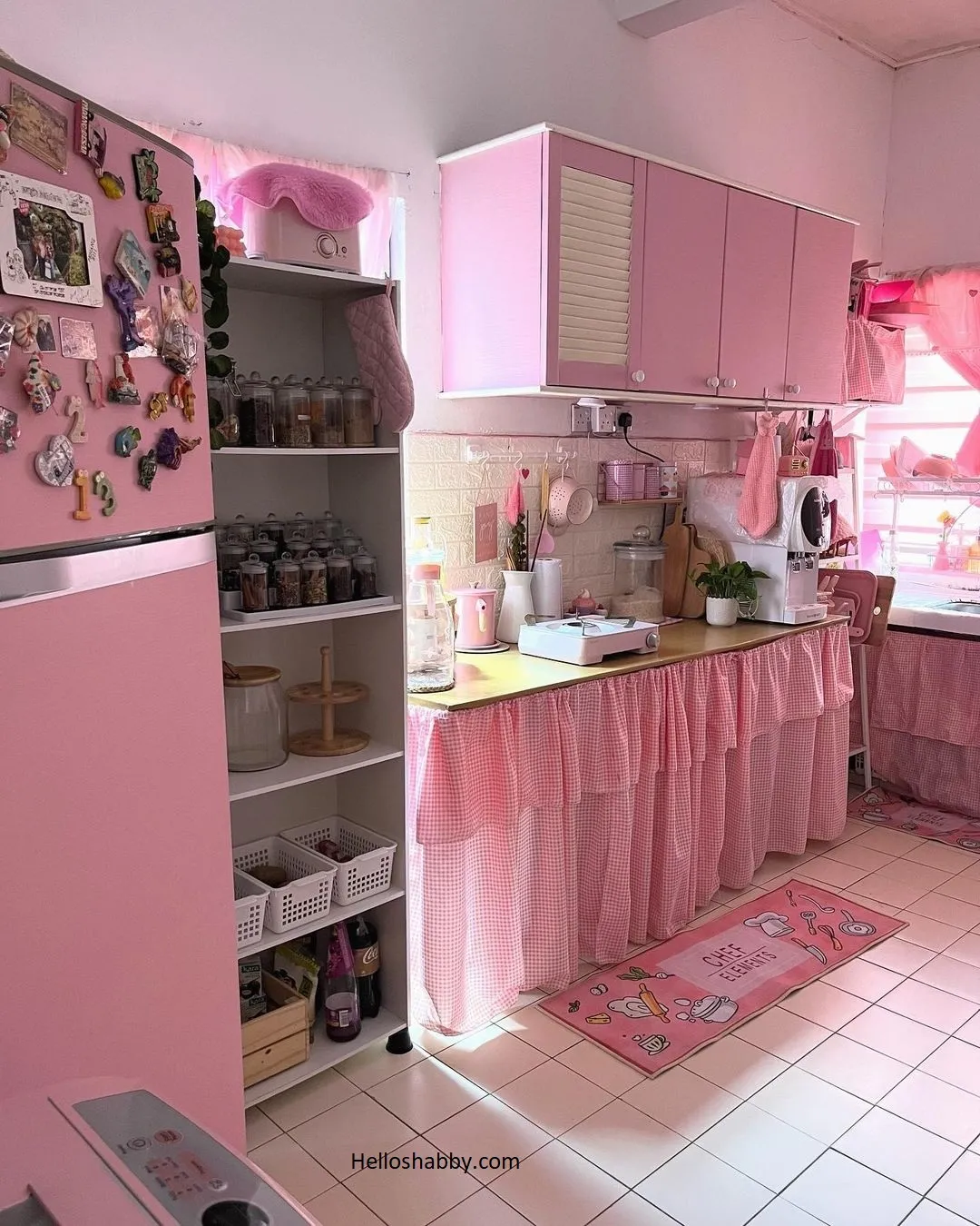 13879 pink kitchen walls