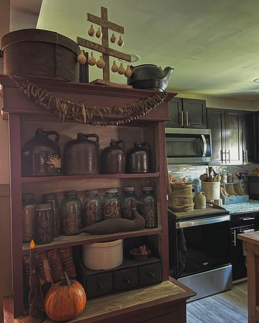/img/13891-rustic-kitchen-cozy.webp
