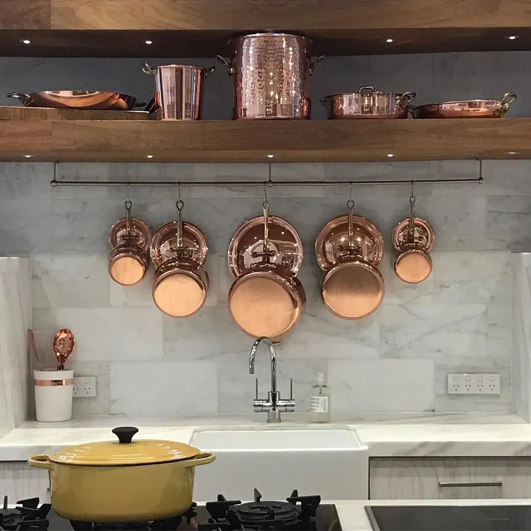 /img/13903-copper-kitchen-close-up.webp
