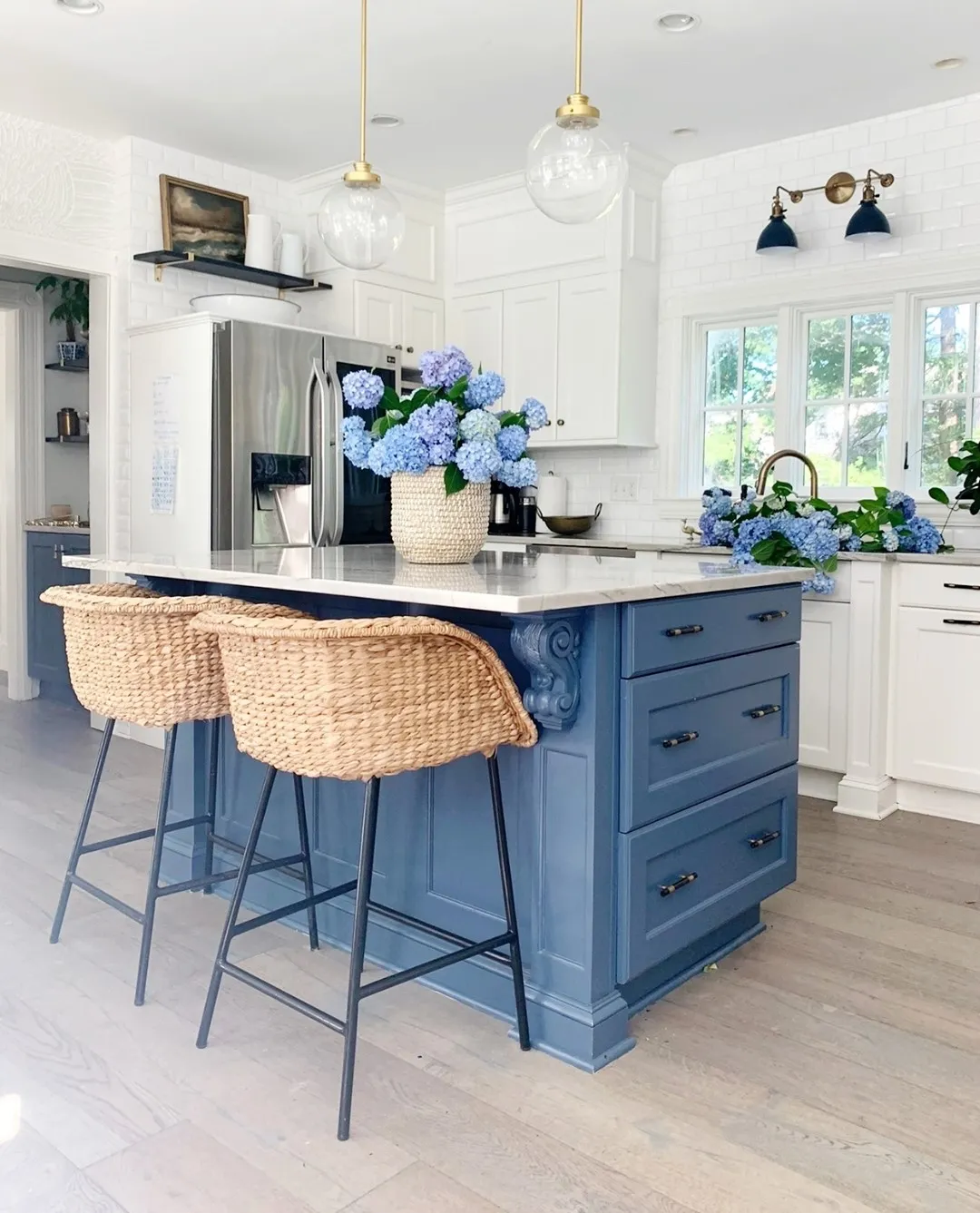 13912 summer kitchen black white 7