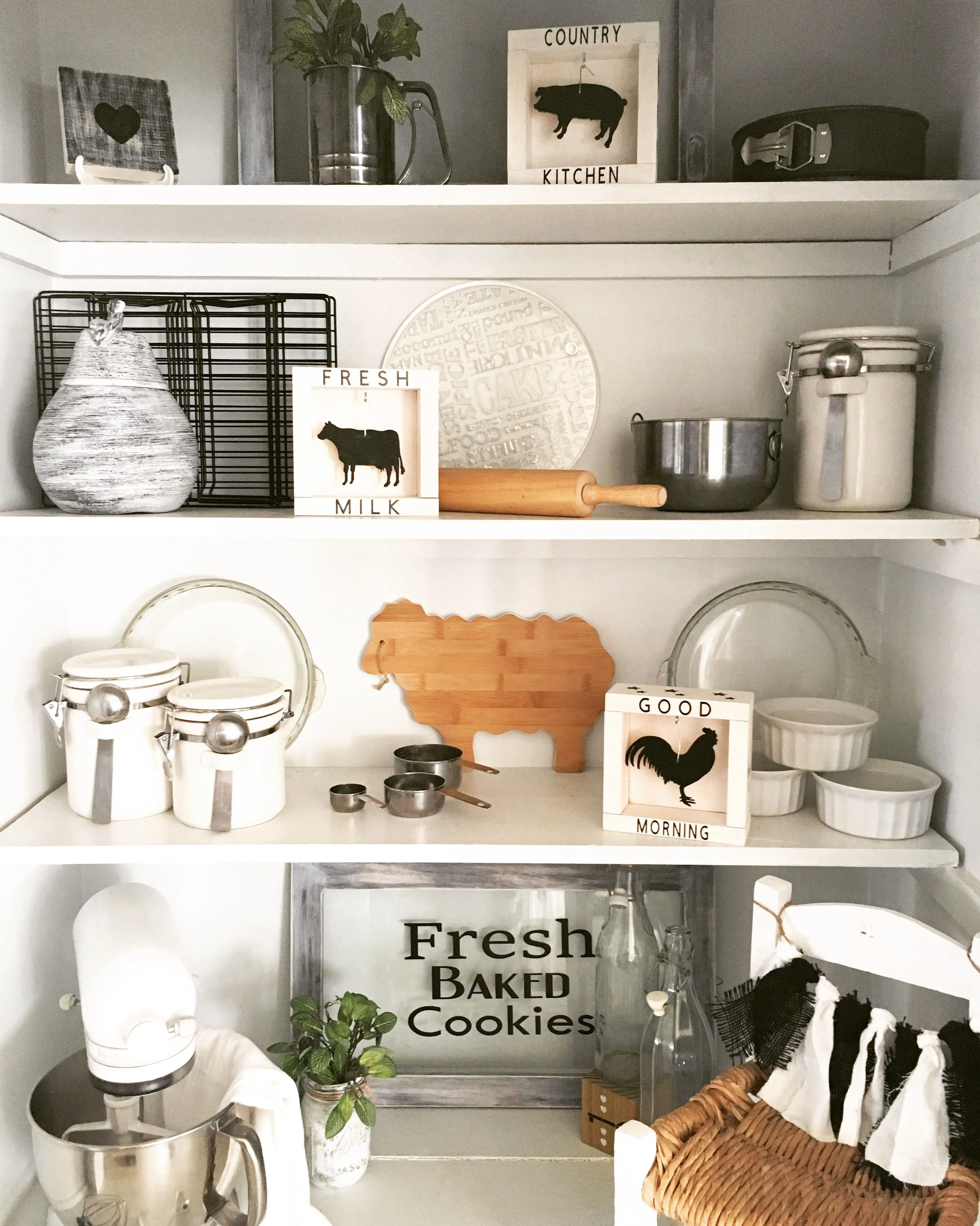 13919 goat dish towels