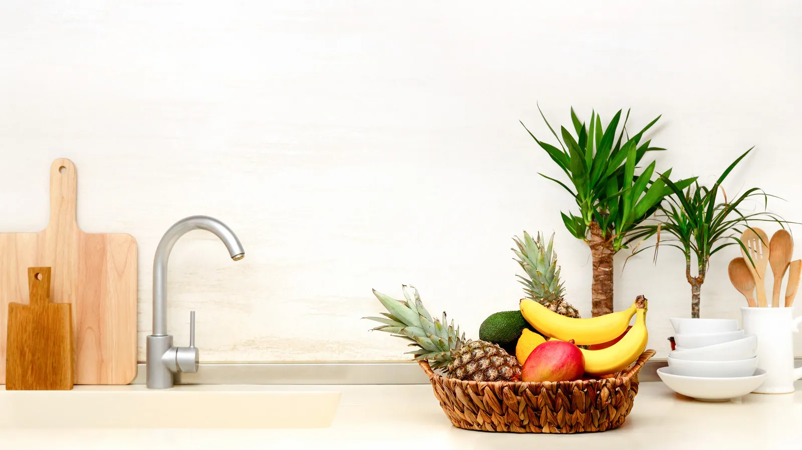 13934 kitchen with natural light