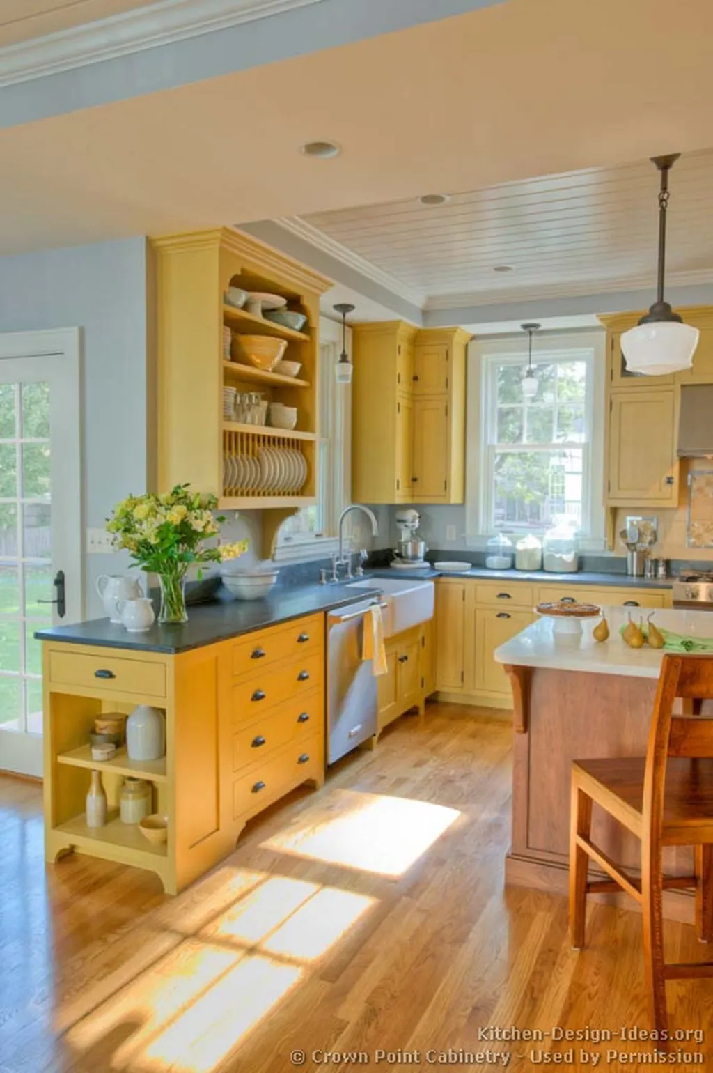 13941 yellow grey summer kitchen 5