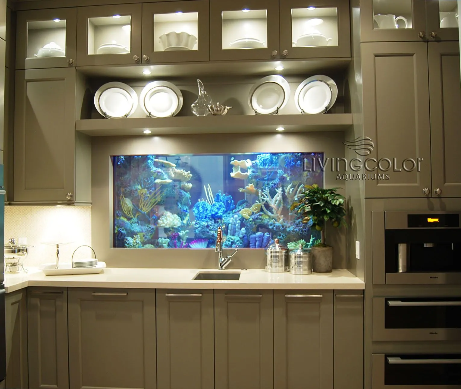 14065 kitchen tank style